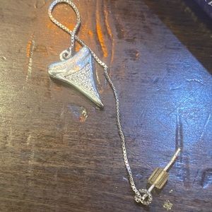 STERLING SILVER 925 SINGLE TRIANGLE HANG DELICATE EDGY Earring RARE 90’s Y2K